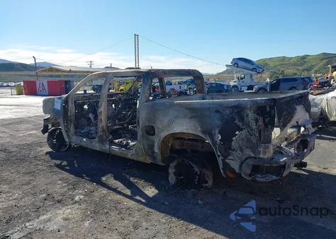 2021 Chevrolet Silverado 1500 4Wd Short Bed Custom Trail Boss z USA, uszkodzony, nr VIN 3GCPYCEH7MG145822